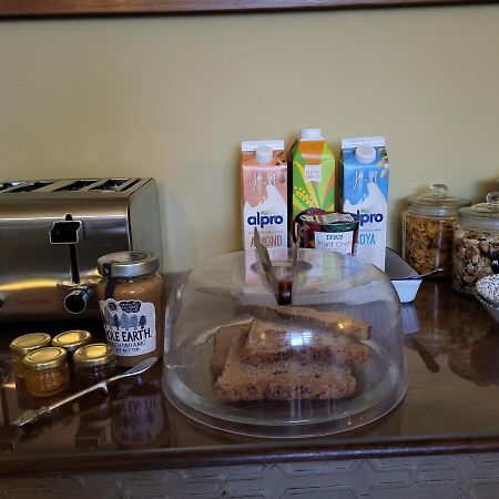 The Green Door Vegan B&B Llanon Ngoại thất bức ảnh